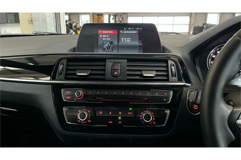 BMW 1 Series 116D Se Step Grey #8