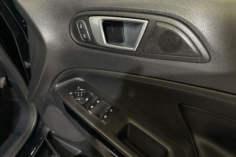 Ford Ecosport Active Silver #11