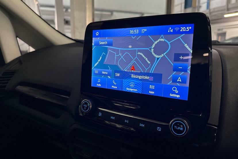 Ford Ecosport Active Silver #24