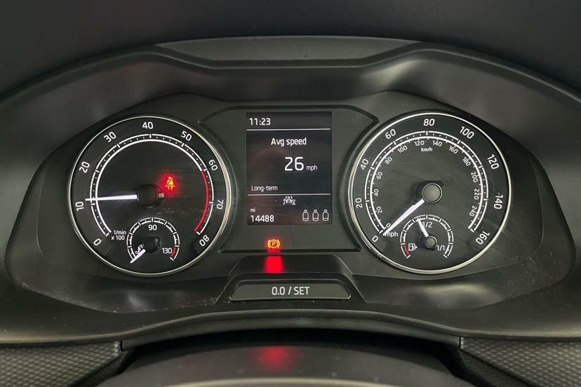 Skoda Scala Se L White #17