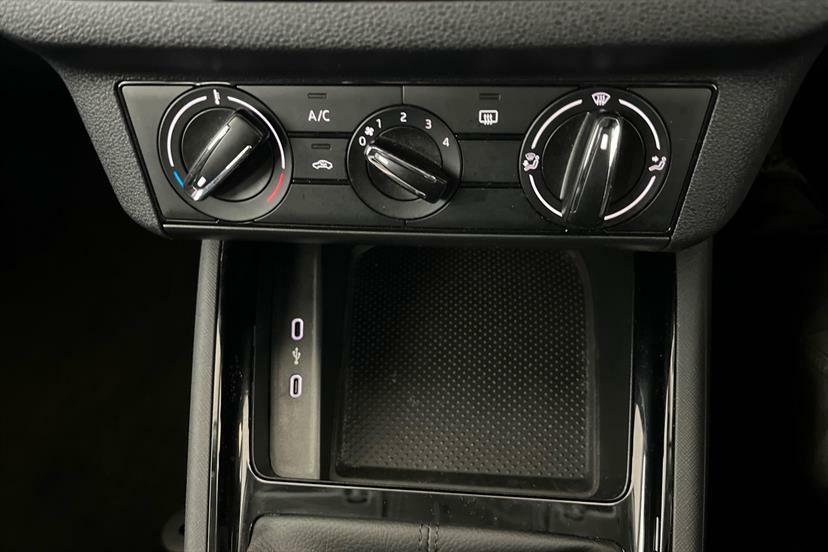 Skoda Scala Se L White #21
