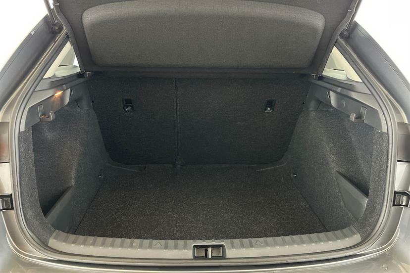 Skoda Scala Se L White #16