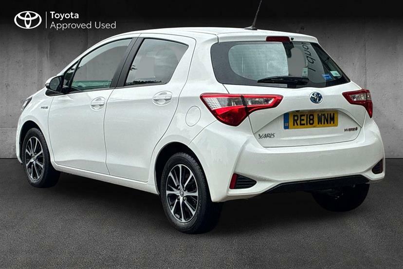 Toyota Yaris Hatchback Black #4