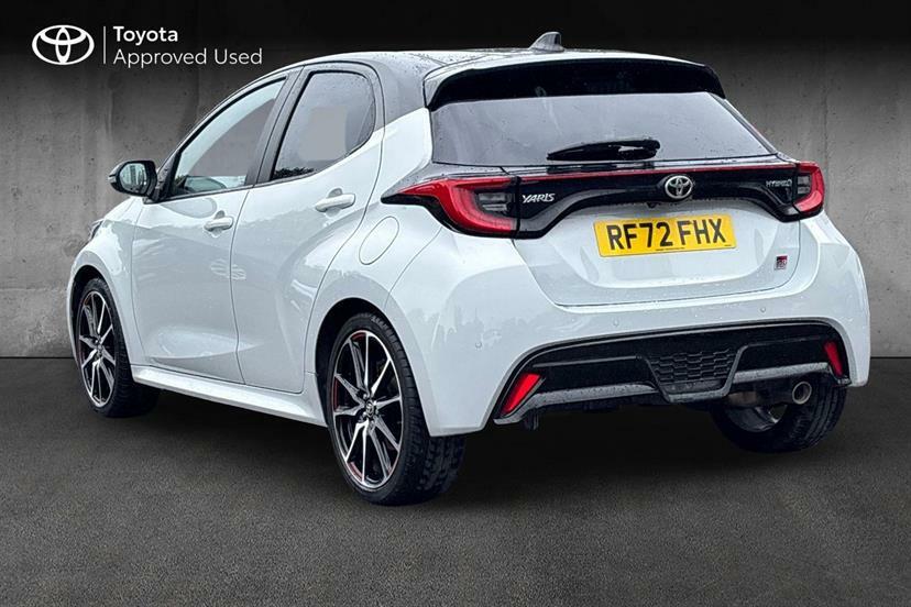Toyota Yaris 1.5 Hybrid Gr Sport Cvt Grey #4