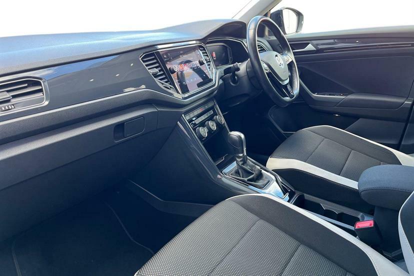 Volkswagen T-Roc 1.5 Tsi Evo Sel Dsg Black #2