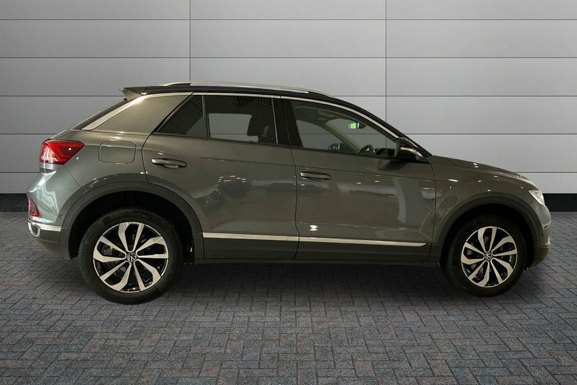 Volkswagen T-Roc 1.0 Tsi Style Suv 110 Ps EF22CCZ Black #4