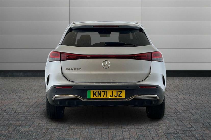Mercedes-Benz EQA Amg Line White #10