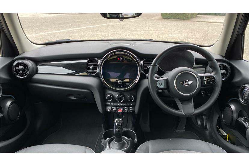 Mini Hatch 1.5 Cooper Classic Black #4