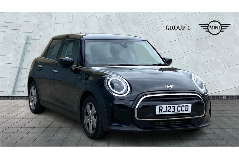 Mini Hatch 1.5 Cooper Classic Black