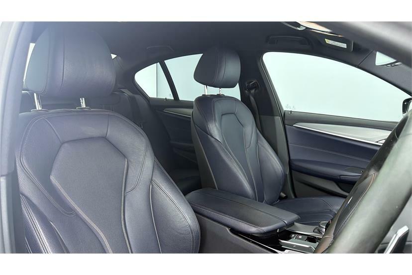 BMW 5 Series Se Grey #11