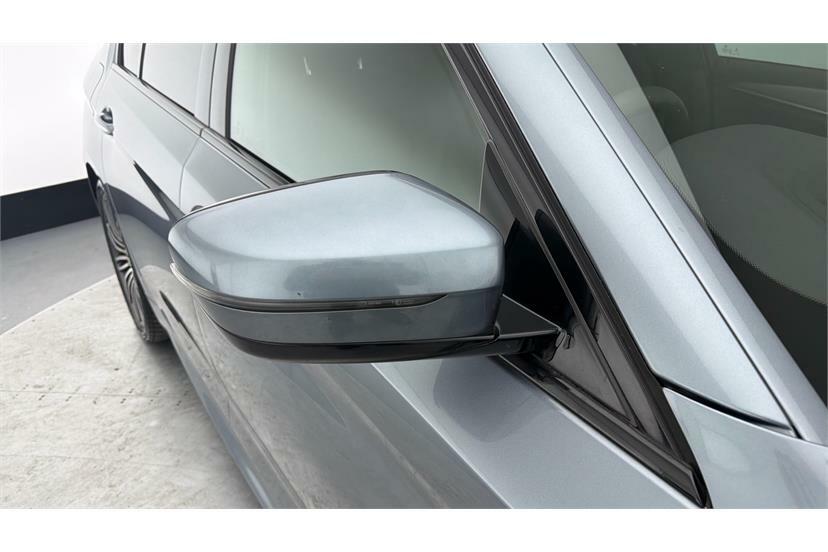 BMW 5 Series Se Grey #26