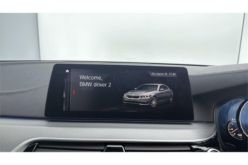 BMW 5 Series Se Grey #8