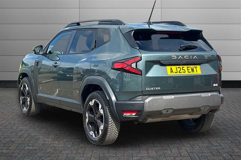 Dacia Duster 1.2 Tce 130 Extreme 4X4 Green #3