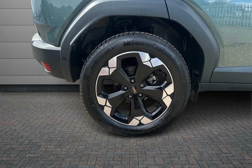 Dacia Duster 1.2 Tce 130 Extreme 4X4 Green #5