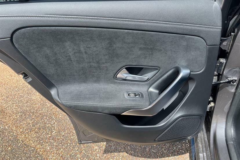 Mercedes-Benz A Class Saloon Black #18