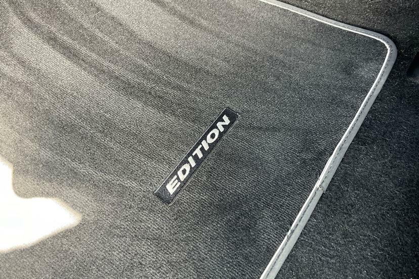 Mercedes-Benz A Class Saloon Black #19
