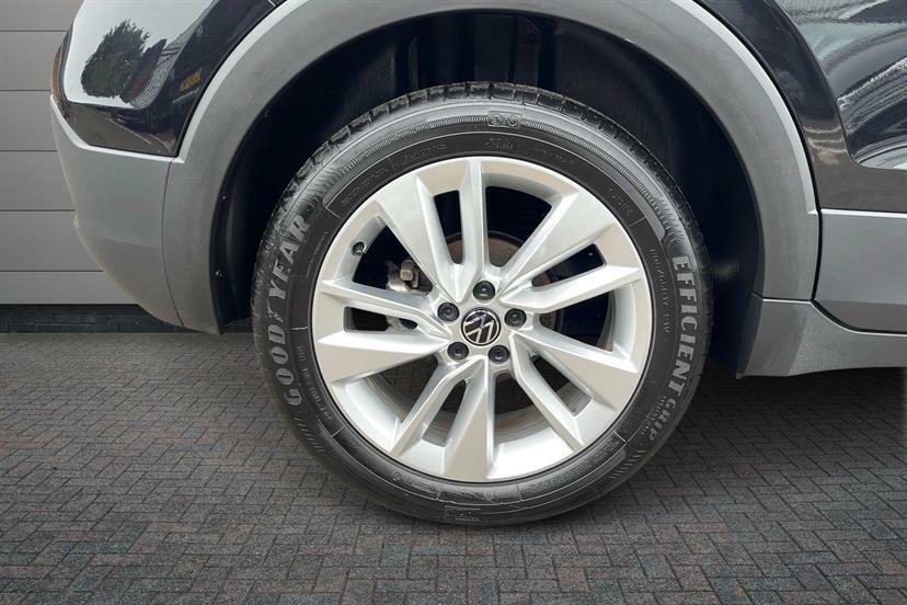 Volkswagen T-Cross 1.0 Tsi 115 Match Dsg Black #4