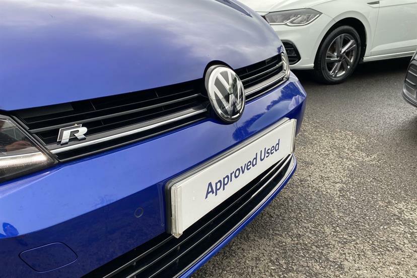 Volkswagen Golf Black #15