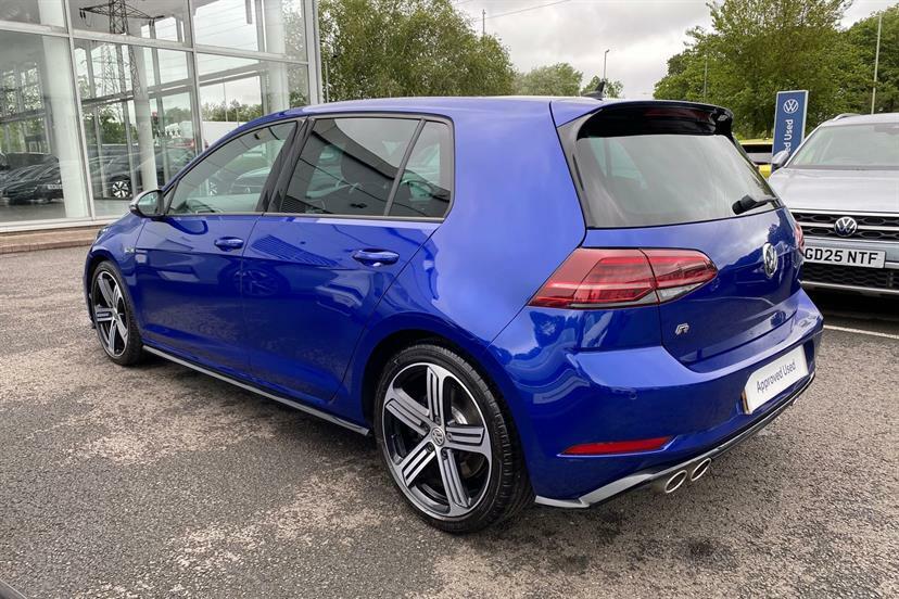 Volkswagen Golf Black #30