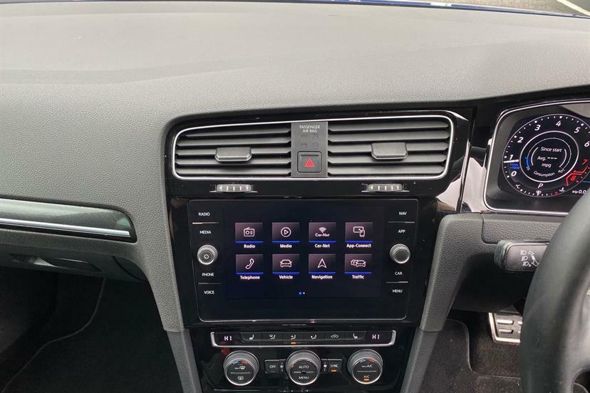 Volkswagen Golf Black #43