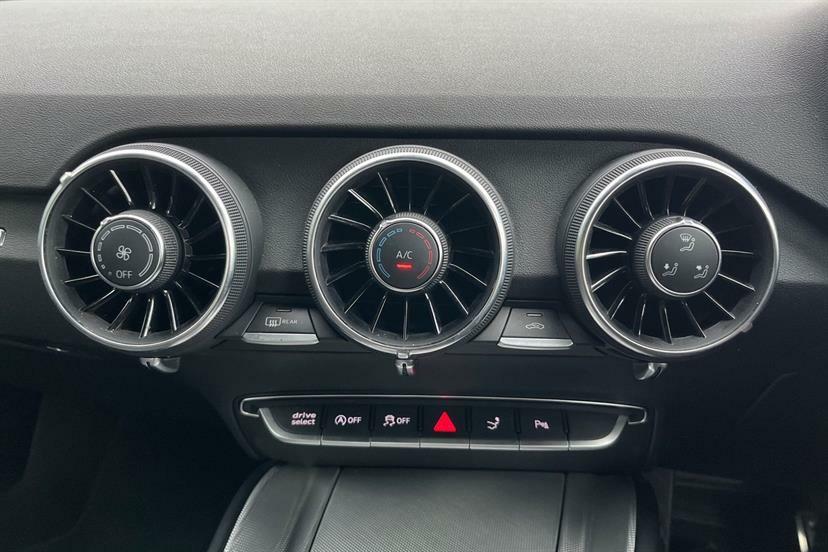 Audi TT Vorsprung Black #17