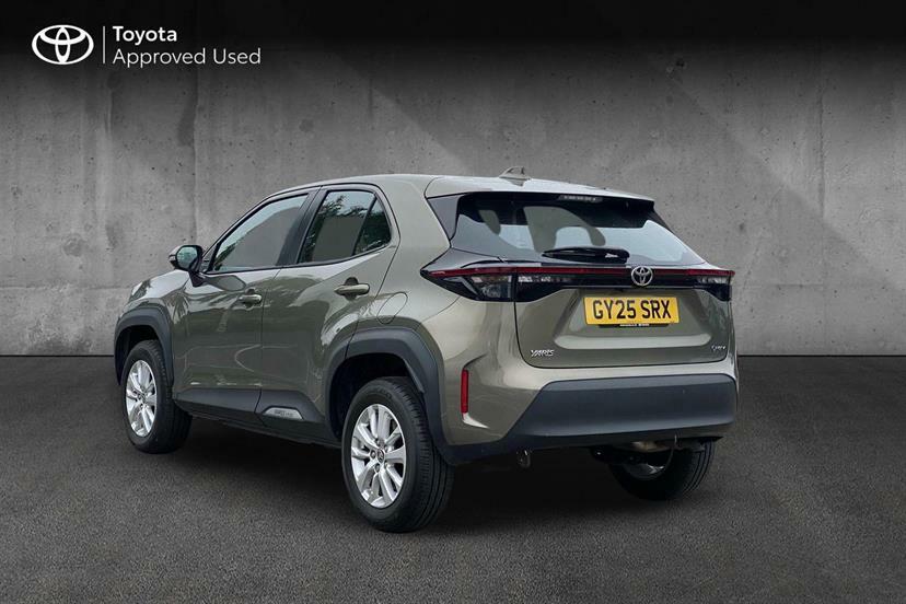 Toyota Yaris Cross 1.5 Hybrid Icon Cvt Green #4