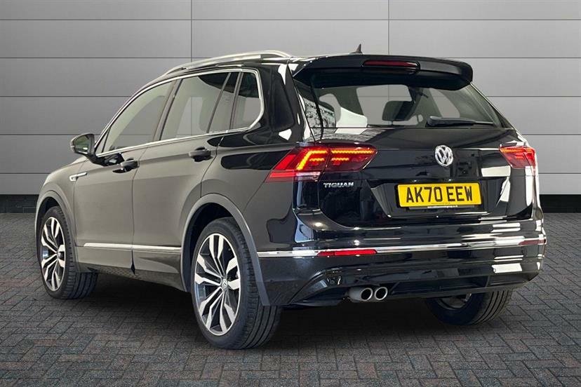 Volkswagen Tiguan 1.5 Tsi Evo 150 R-line Tech Dsg Black #3