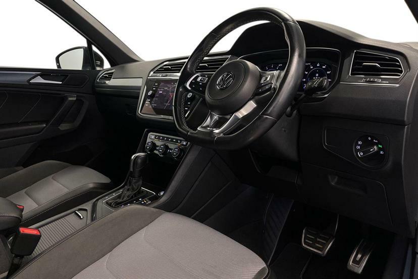 Volkswagen Tiguan 1.5 Tsi Evo 150 R-line Tech Dsg Black #6