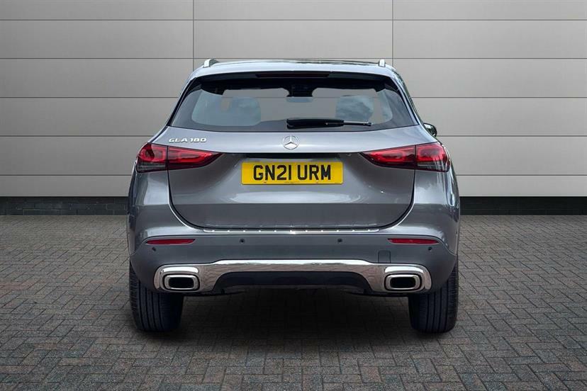 Mercedes-Benz GLA Class E Exclusive Edition Silver #11