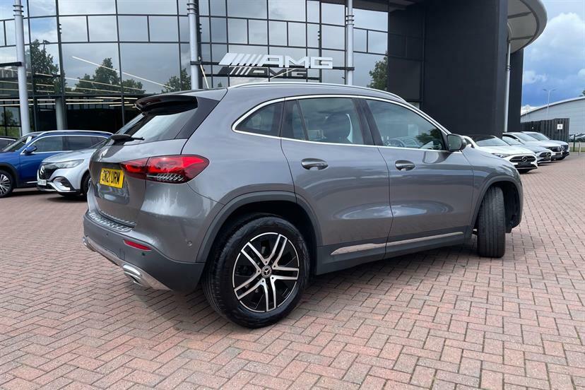Mercedes-Benz GLA Class E Exclusive Edition Silver #39