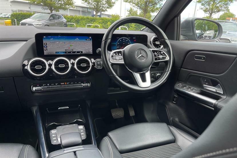 Mercedes-Benz GLA Class E Exclusive Edition Silver #29