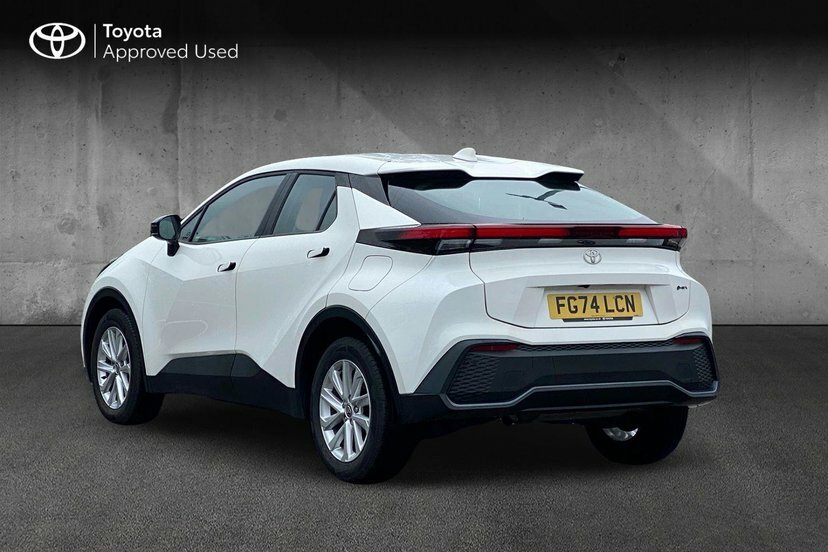 Toyota C-Hr 1.8 Vvt-h Icon Suv Hybrid Cvt 140 Ps FG74LCN White #4