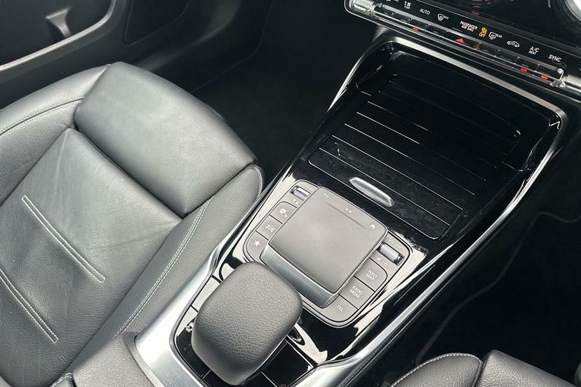 Mercedes-Benz A Class Se Black #6