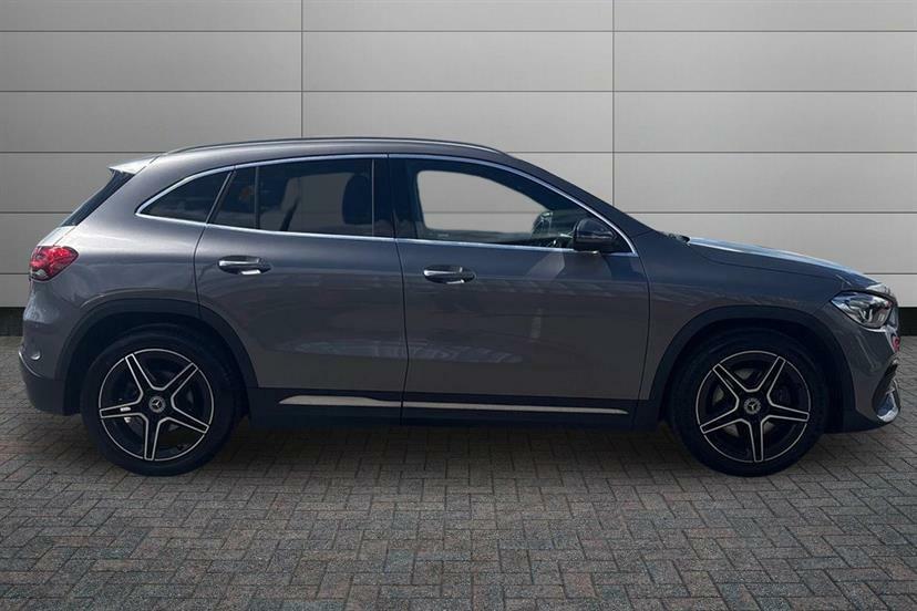 Mercedes-Benz GLA Class 200 Amg Line Premium Grey #3