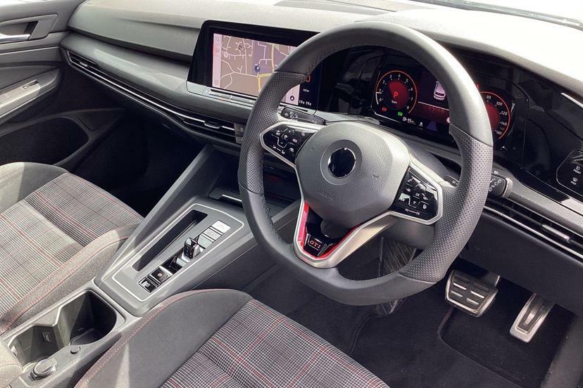 Volkswagen Golf 2.0 Tsi Gti Dsg Black #5