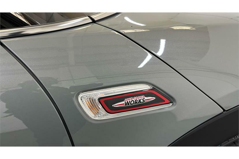 Mini Clubman 1.5 Cooper Exclusive 6Dr Comfortnav Pack Red #24