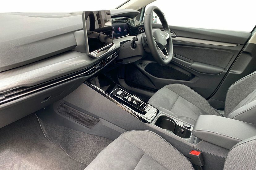 Volkswagen e-Golf 1.5 Tsi Ehybrid 19.7Kwh Style Hatchback Blue #2