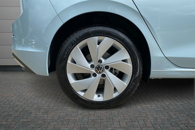 Volkswagen e-Golf 1.5 Tsi Ehybrid 19.7Kwh Style Hatchback Blue #5