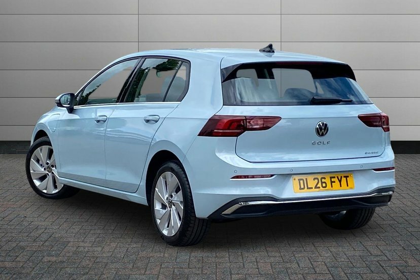 Volkswagen e-Golf 1.5 Tsi Ehybrid 19.7Kwh Style Hatchback Blue #3