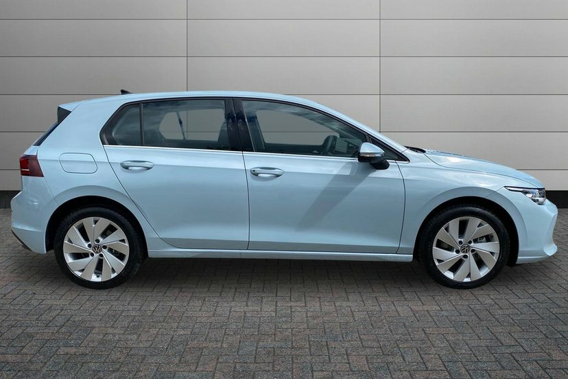 Volkswagen e-Golf 1.5 Tsi Ehybrid 19.7Kwh Style Hatchback Blue #4