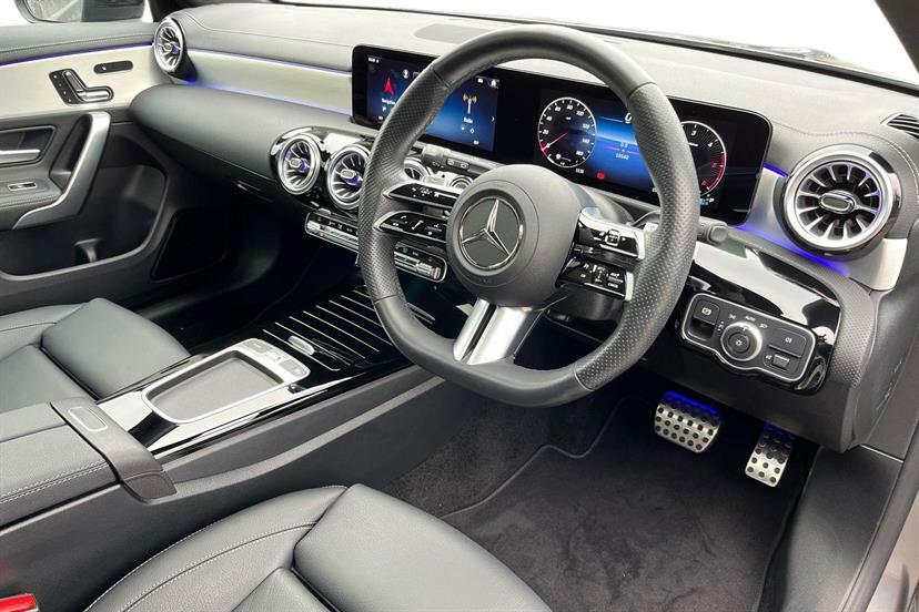 Mercedes-Benz CLA Class 220D Amg Line Premium Plus Tip Grey #4