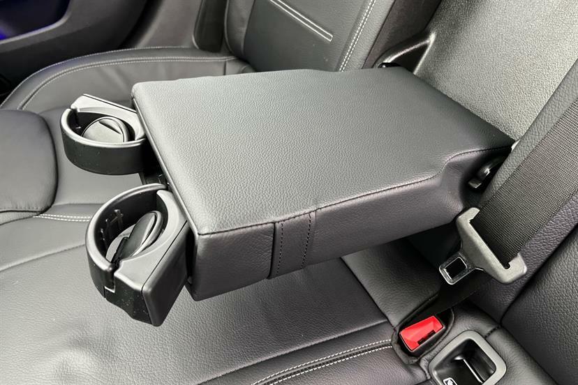 Mercedes-Benz CLA Class 200 Amg Line Executive Tip White #19