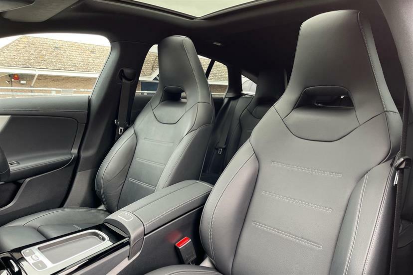 Mercedes-Benz CLA Class 200 Amg Line Executive Tip White #12