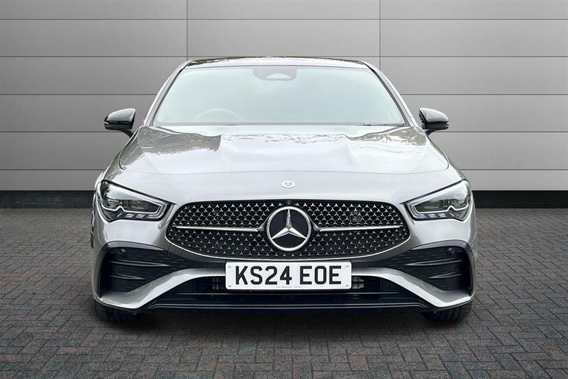 Mercedes-Benz CLA Class 200 Amg Line Executive Tip White #9