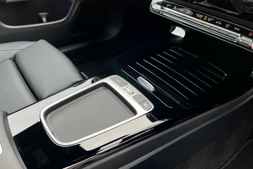 Mercedes-Benz CLA Class 200 Amg Line Executive Tip White #7