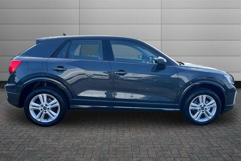 Audi Q2 35 Tfsi Sport S Tronic Grey #4