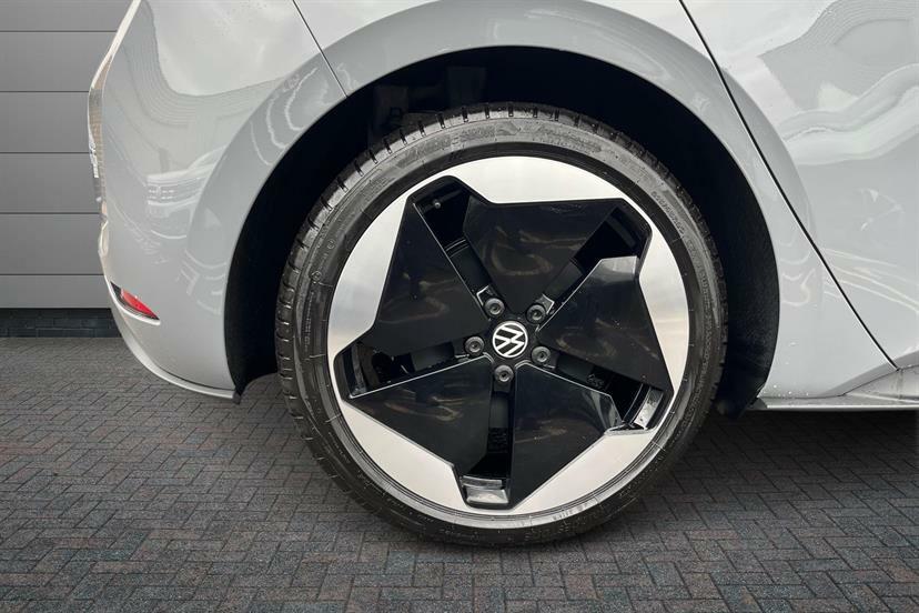 Volkswagen ID.3 150Kw Essential Pro S 79Kwh 5 Seats Black #5