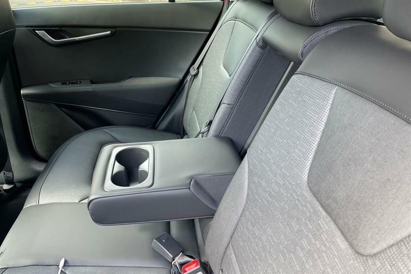 Kia e-Niro 64.8Kwh 2 Suv 201 Bhp White #28