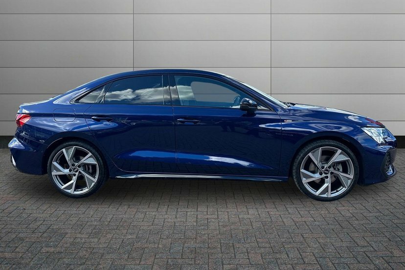 Audi A3 1.5 Tfsi 35 Black Edition Saloon S Tron KN75XNE Blue #4