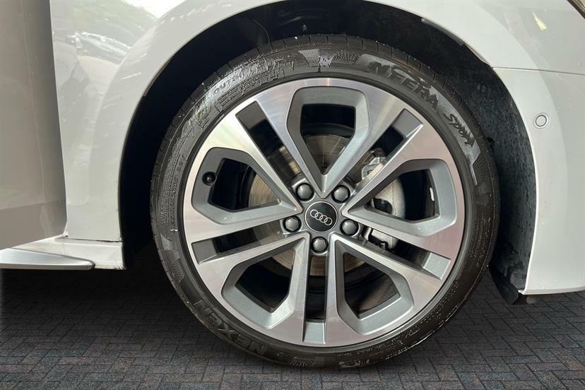 Audi A3 1.5 Tfsi 150 S Line S Tronic White #5